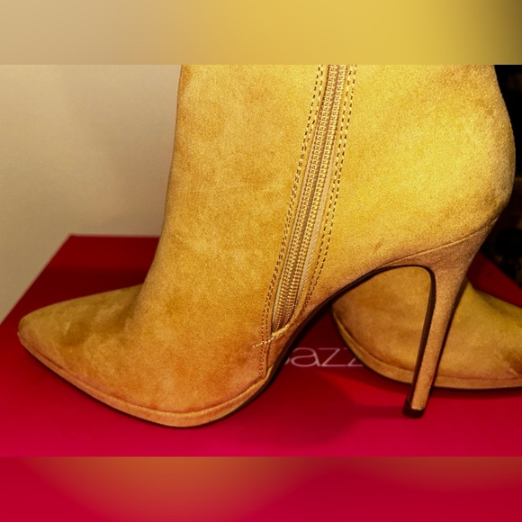 Shoedazzle Michea High Stiletto heel Boots. Size 7 in women. Beige - Picture 8 of 10